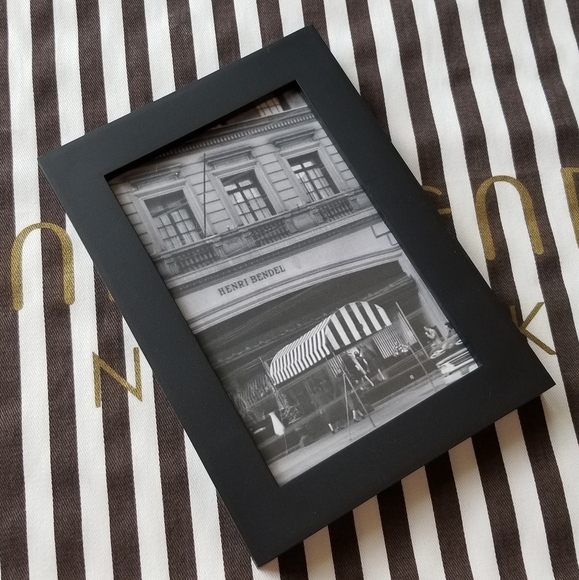 ❗Authentic Henri Bendel Vintage Store Front Store Display Art on Black Frame❗